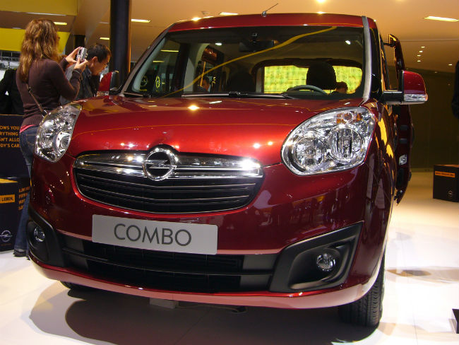 opel-combo-tour