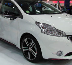 peugeot-208