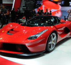 ferrari-laferrari