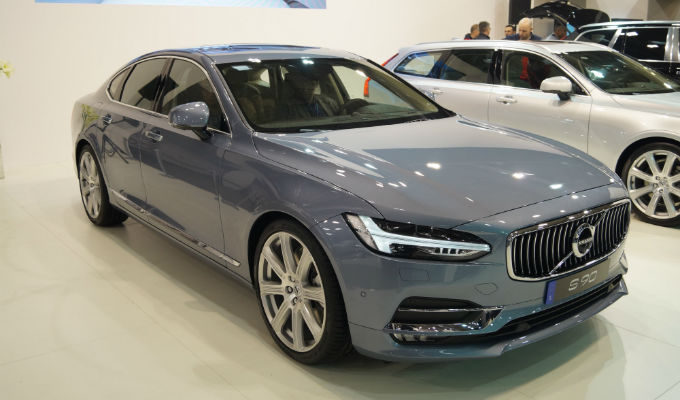 volvo-s90