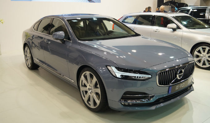 volvo-s90