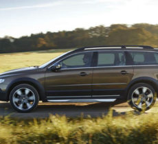 volvo-xc70
