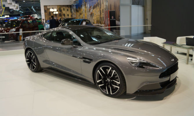 aston-martin-vanquish-am310