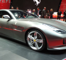 ferrari-gtc4-lusso