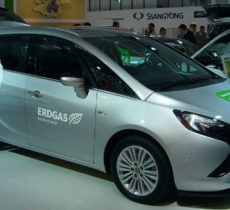 opel-zafira-tourer