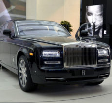rolls-royce-phantom