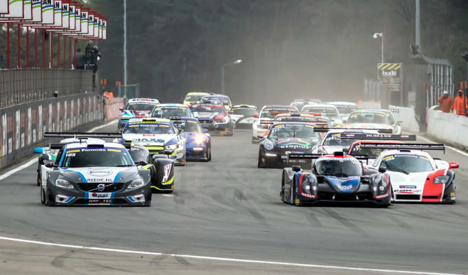 hankook-dutch-super-car