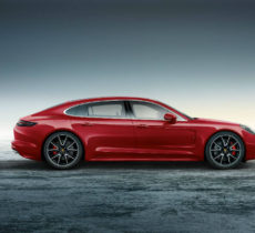 porsche-panamera-turbo-executive